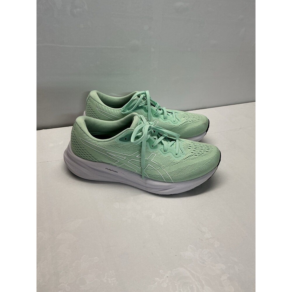 Asics women's shoes size 9